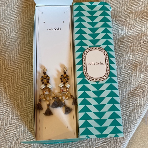 Stella & Dot | Vintage Gold Crystal Encrusted Nila Tassel Chandelier Earrings - Picture 2 of 3